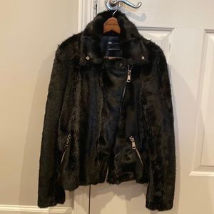 Zara fur jacket size XS